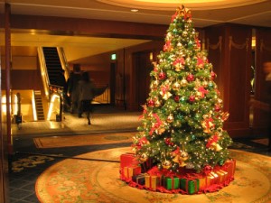 Christmas_Tree_at_the_Westin_Tokyo[1]